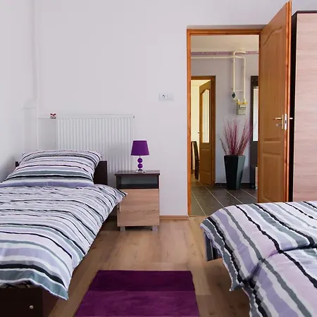Levendula Vendeghaz Guest house Tiszaszolos